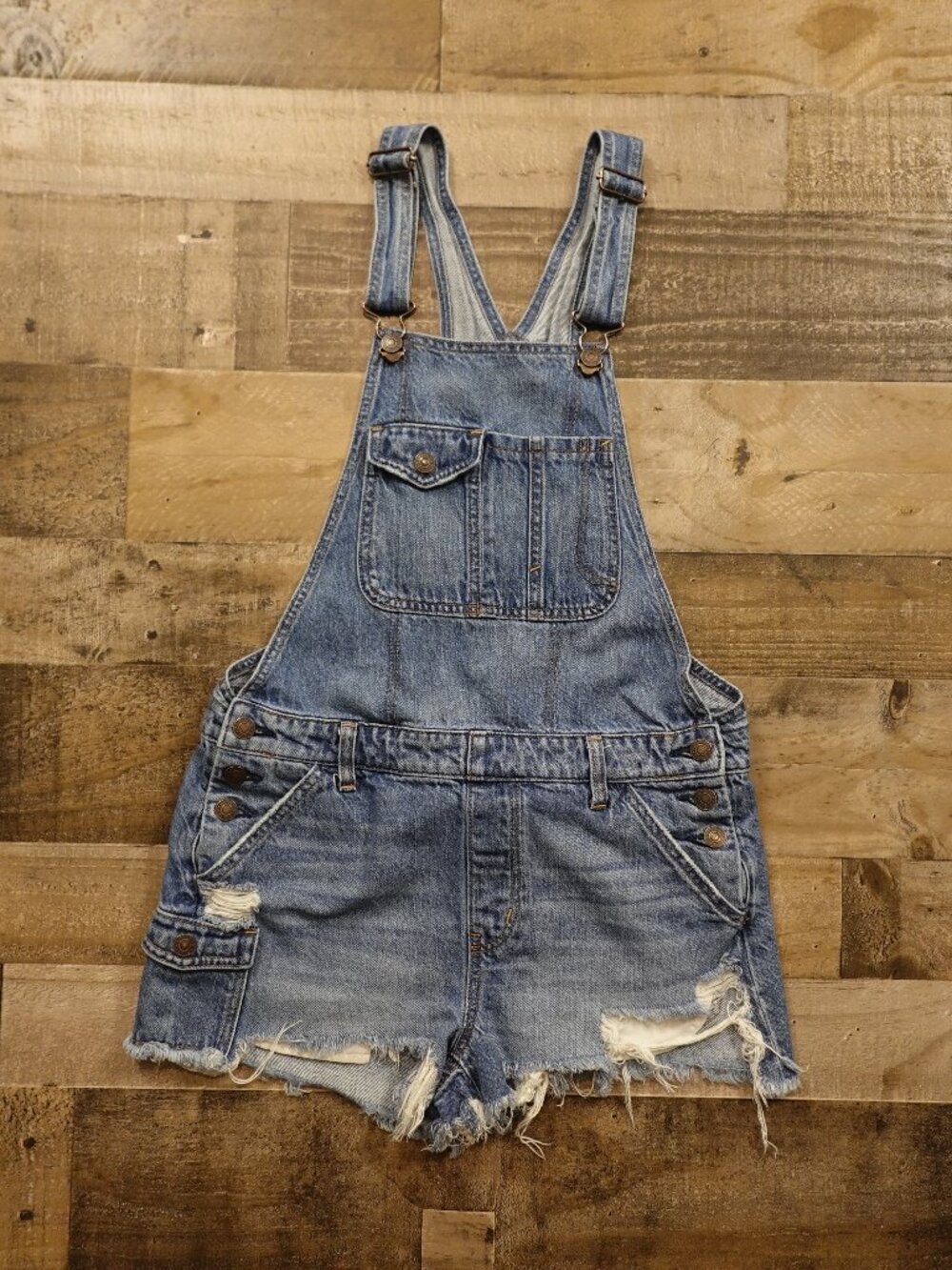 American Eagle Tomgirl Shortall Overalls Women’s Small Blue Denim Distressed